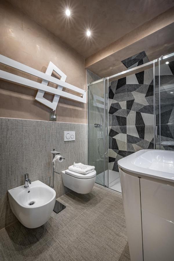 Yid Capo Di Mondo Luxury Apartment In Флоренция Экстерьер фото