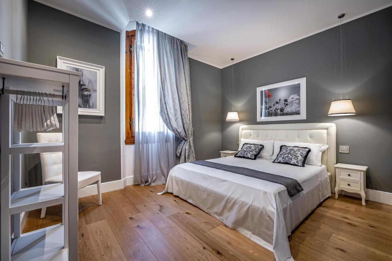 Yid Capo Di Mondo Luxury Apartment In Флоренция Экстерьер фото