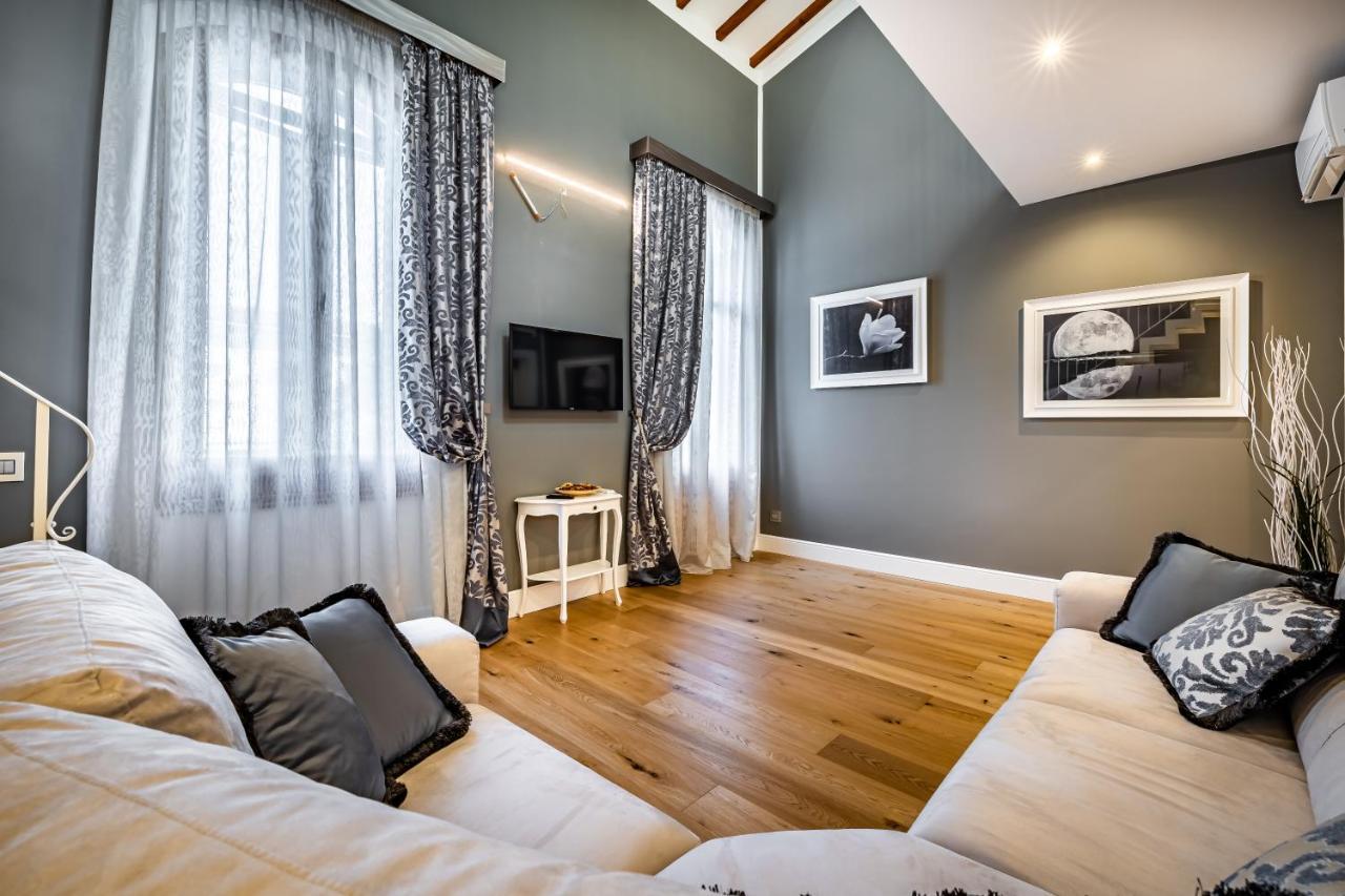 Yid Capo Di Mondo Luxury Apartment In Флоренция Экстерьер фото